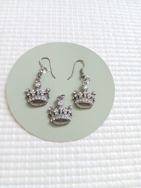 Vintage Crown Earrings/ pendant set(3) silver tone, rhinestones, mint, rare
